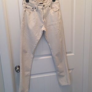 American Eagle off white jeans